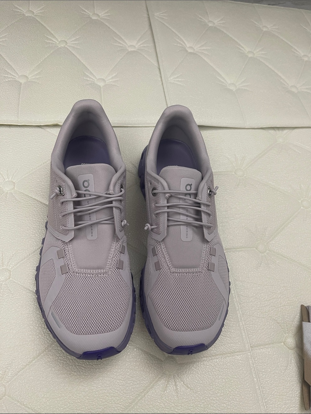 On Running Women’s Cloud 6 Running Shoes - Lavender